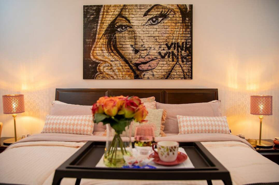 celebrity bedroom suite