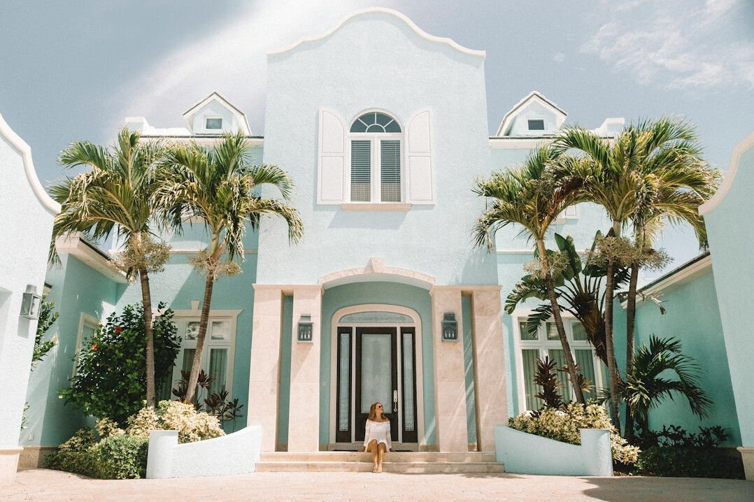 luxury influencer mansion