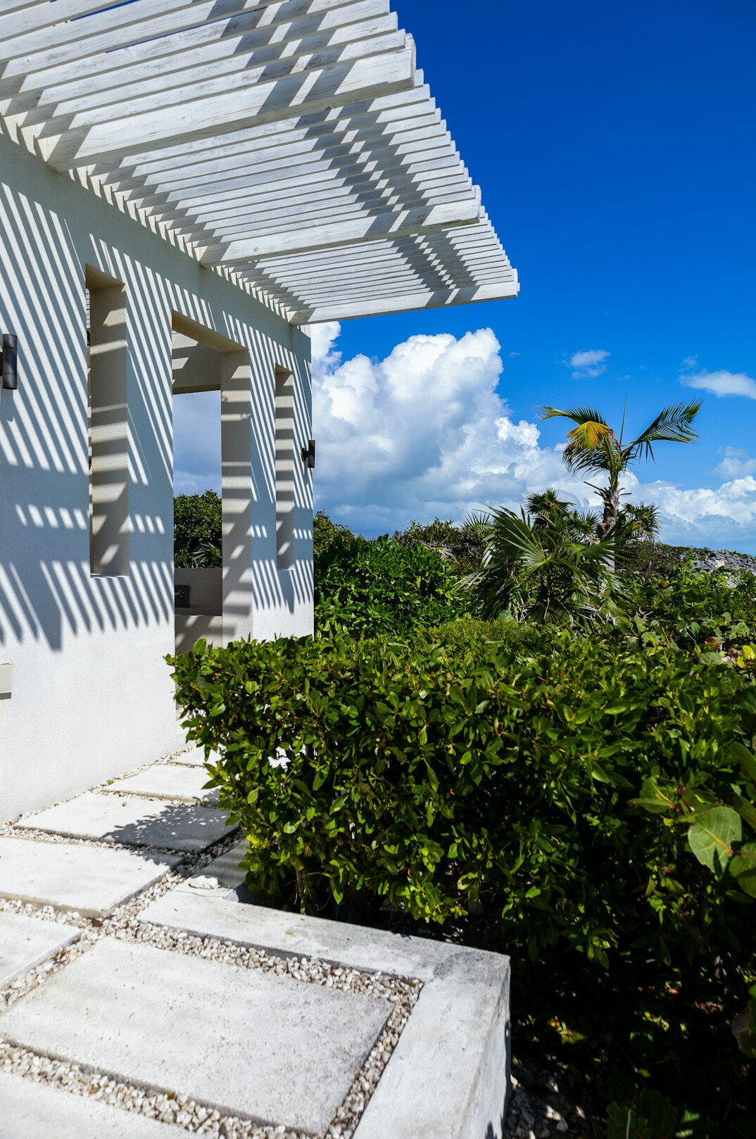 luxury villa exterior view